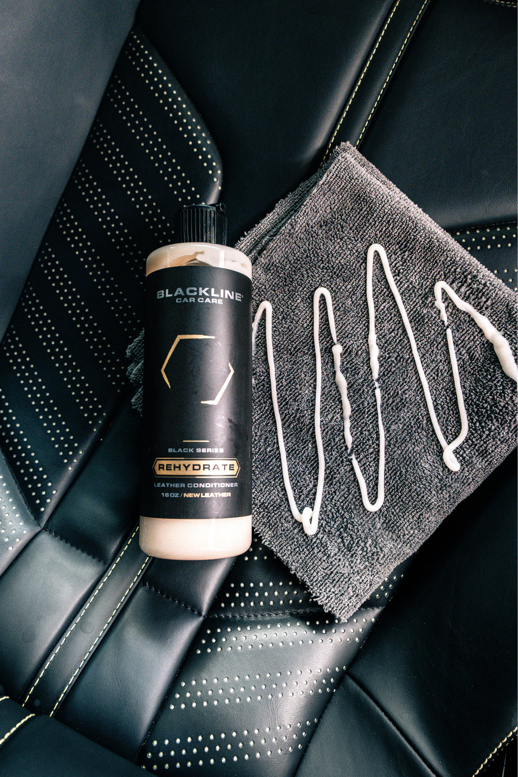 BLACKLINE® Rehydrate Leather Conditioner