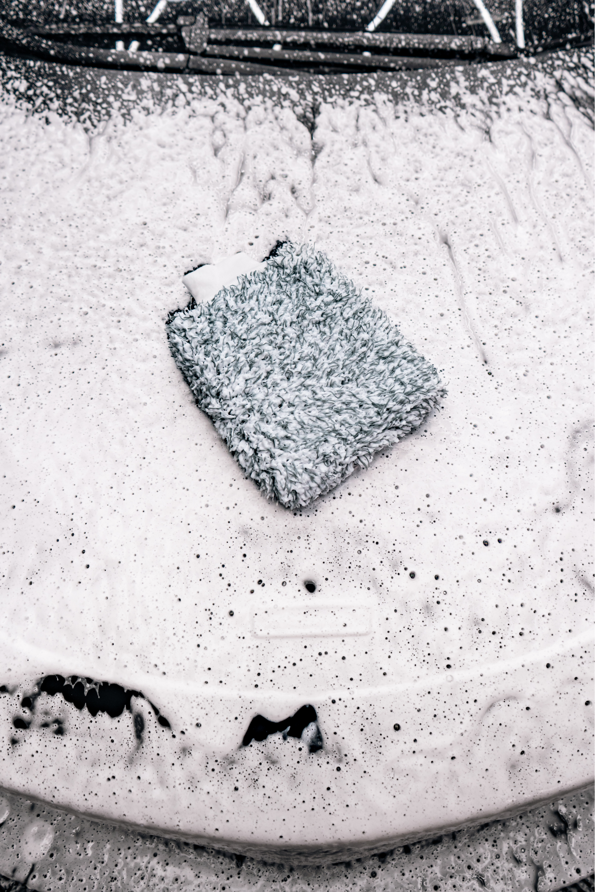 BLACKLINE® Microfiber Wash Mitt